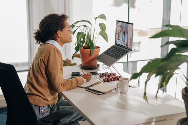 female-freelancer-have-video-conference-with-clien-2024-10-18-08-09-53-utc