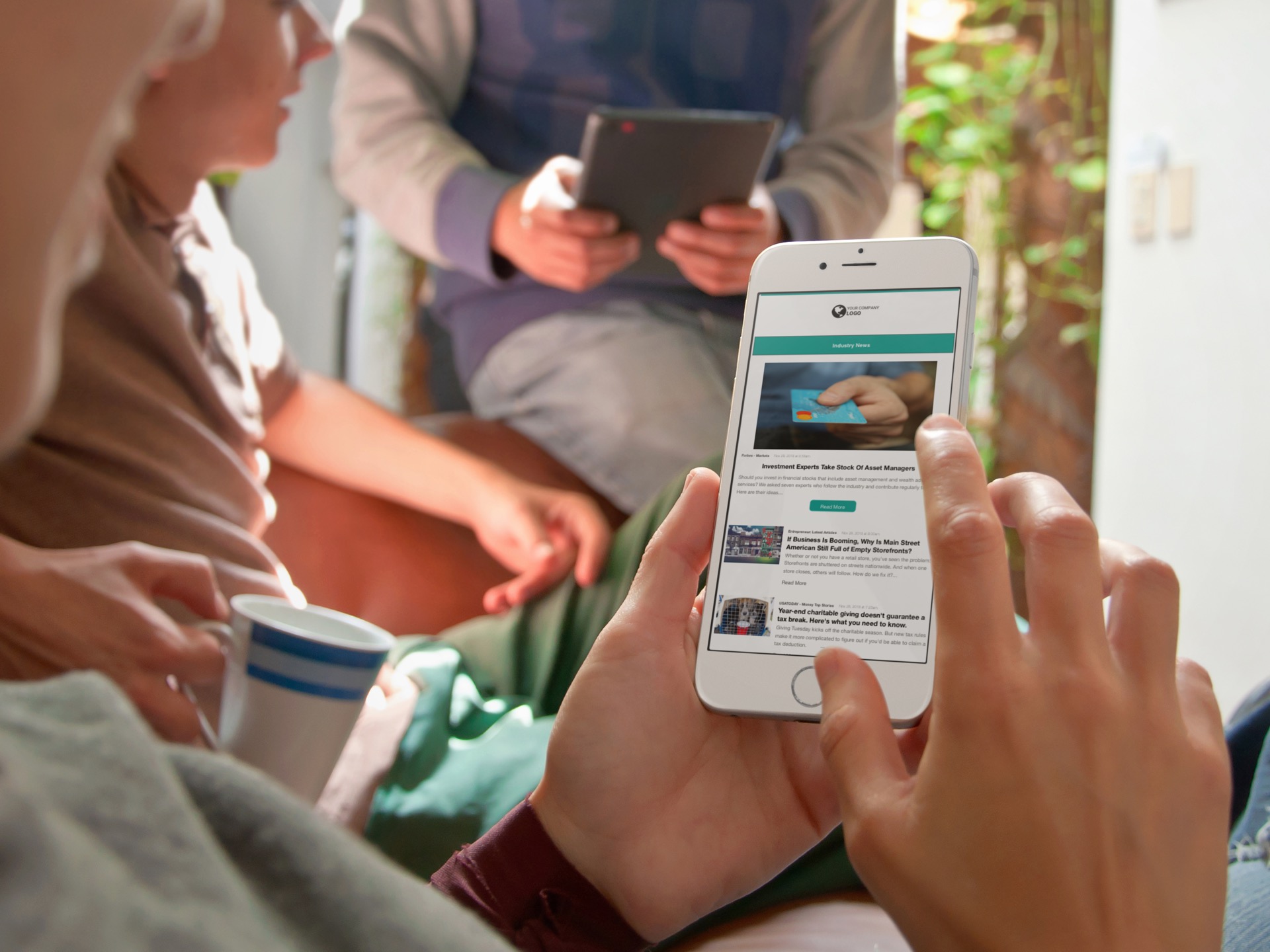 Your employees can view your internal content in any setting