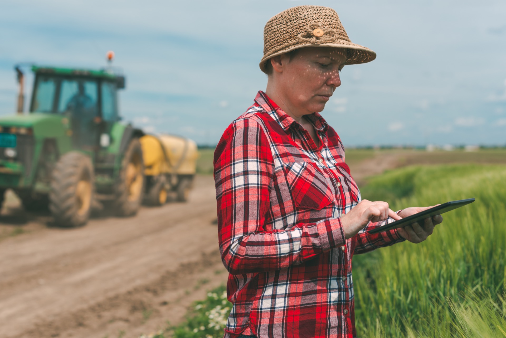 Employee Communications Tips for an Agricultural Workforce